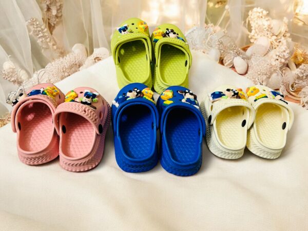 Goofy World Clogs